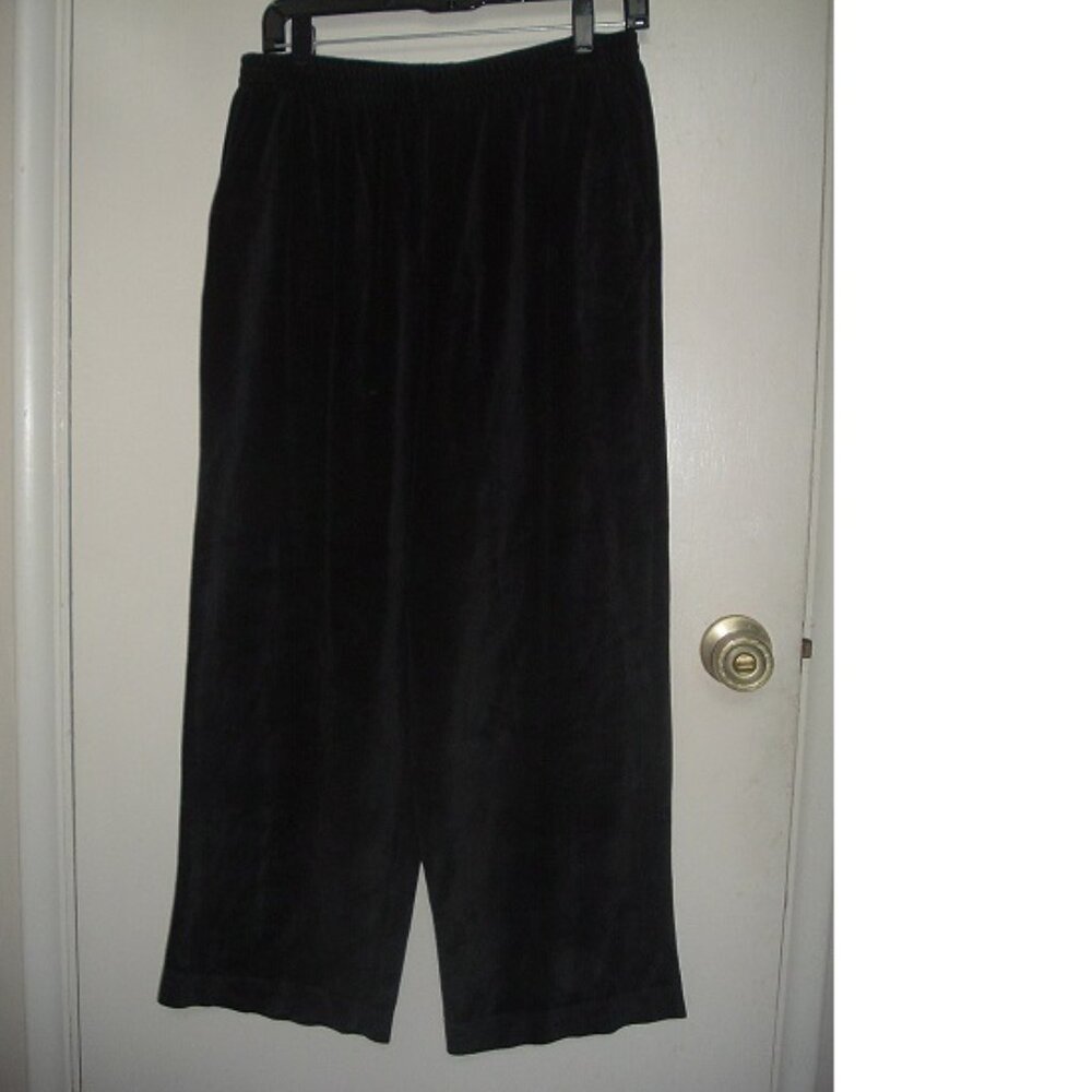 Black Velvet Velour Dress Pants by Alfred Dunner Size 16P Pull-on EXCELLENT!